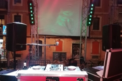 DJ